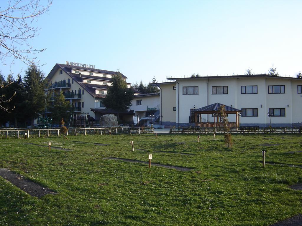 Hotel La Fattoria Camigliatello Silano Dış mekan fotoğraf